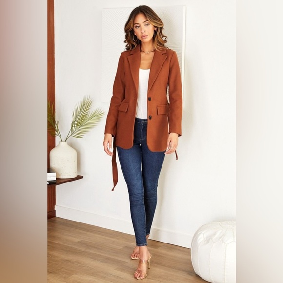 (83210) 2-BUTTON FRONT FLAP DETAIL FELTWOOL COAT WITH TIE BELT - Picture 4 of 4